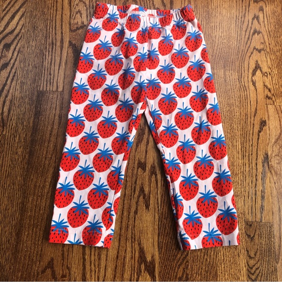 Hanna Andersson Other - Hanna Andersson | Cropped Strawberry Leggings
